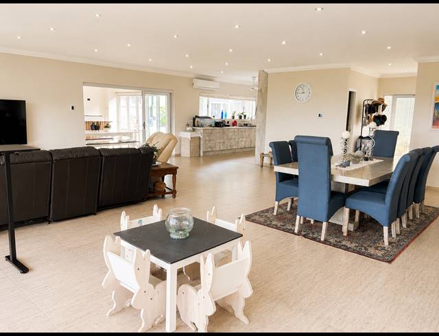 5 BEDROOM HOUSE FOR SALE IN BEVERLEY HILLS ESTATE